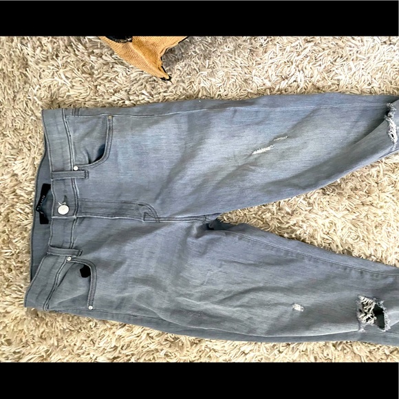 J Brand buttery smooth pale indigo / gray distressed high rise jeans. Worn twice - Picture 5 of 5